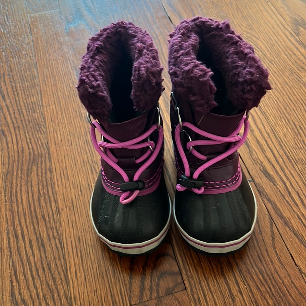 Sorel Black and Purple Winter Boots with Waterproof Design